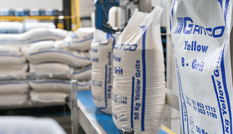 Gritco yellow b-grit in bags Gritco yellow b-grit in bags